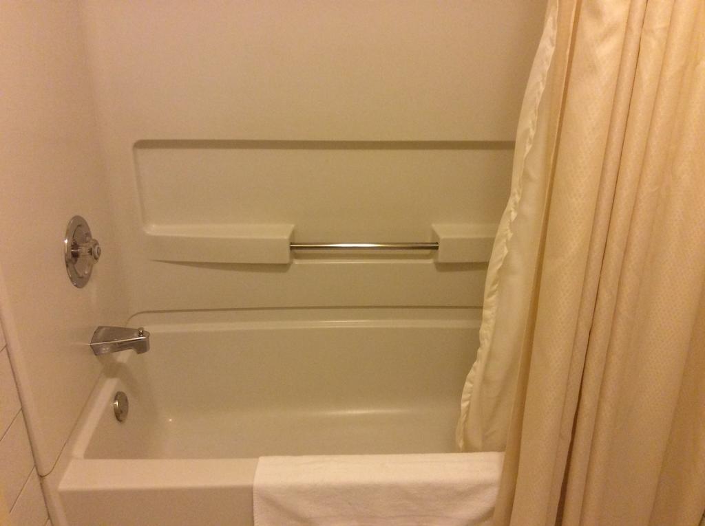 Hotel Travelodge By Wyndham Victoriaville Zimmer foto